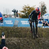 Los mejores momentos de la Copa del Mundo de Ciclocross 2023-2024 de Dendermonde