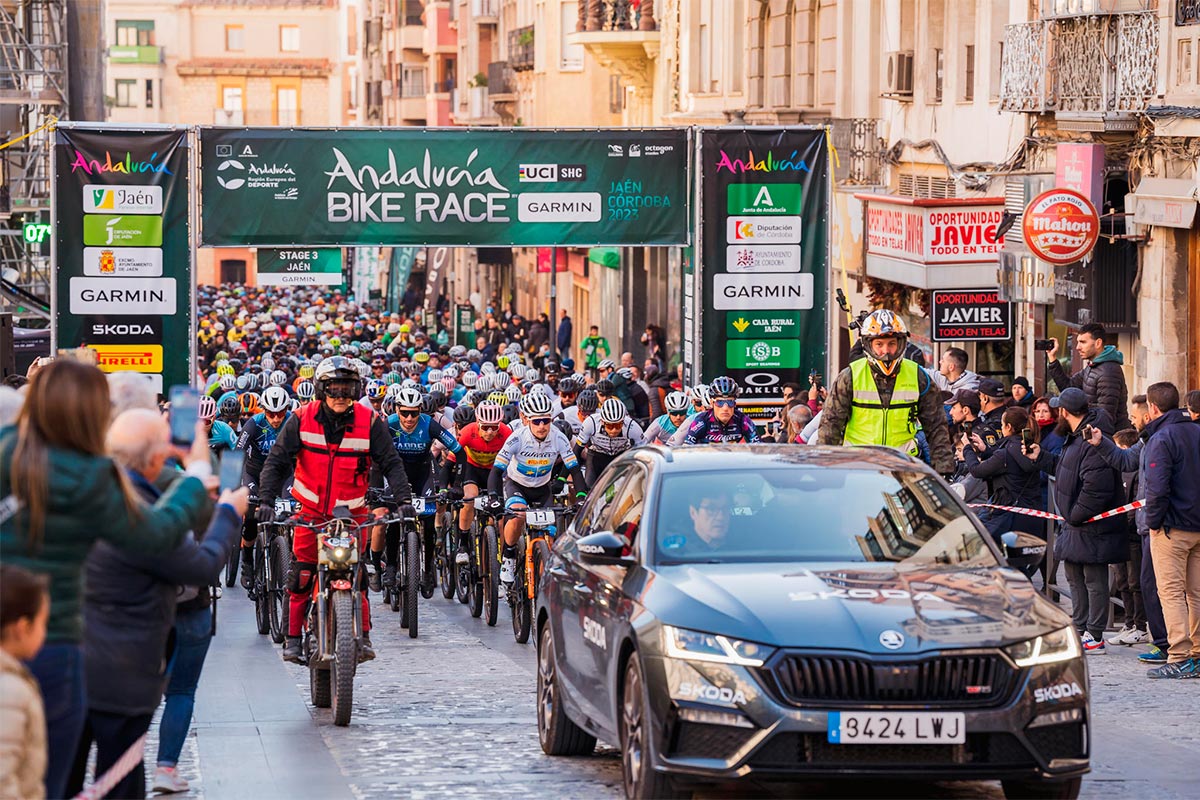 Los mejores momentos de la tercera etapa de la Andalucía Bike Race 2023