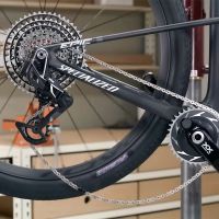 Así es el proceso de instalación de un cambio trasero SRAM Eagle Transmission