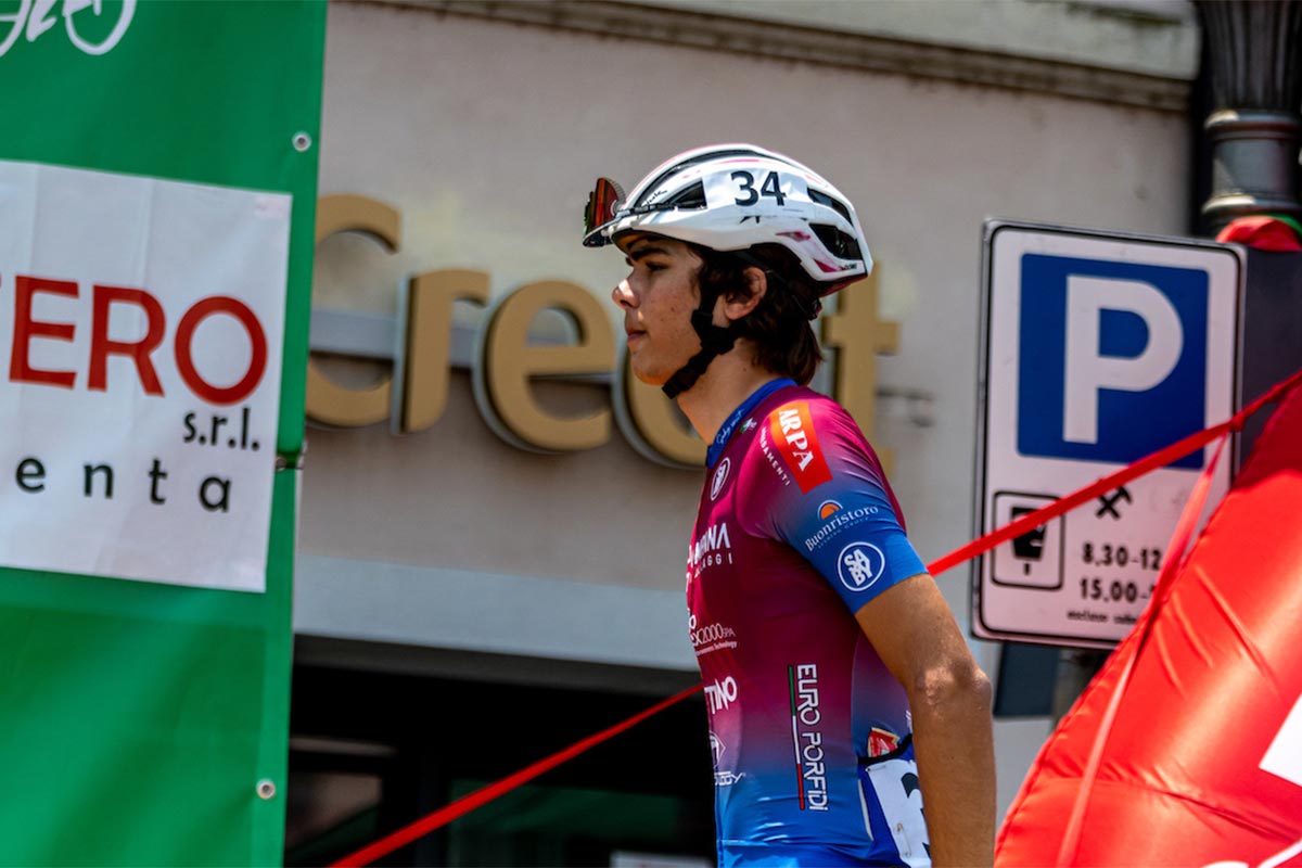 Jacopo Venzo, de 17 años, muere tras sufrir una caída en la Vuelta Júnior a Alta Austria 2023