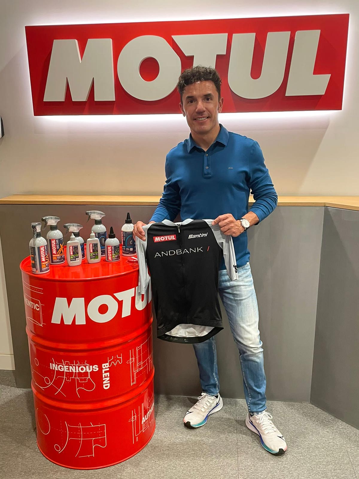 Joaquim 'Purito' Rodríguez se estrena como embajador de la marca Motul