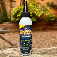 Dr. Wheeler presenta un lubricante para cadenas con cera de grafeno para todo tipo de condiciones