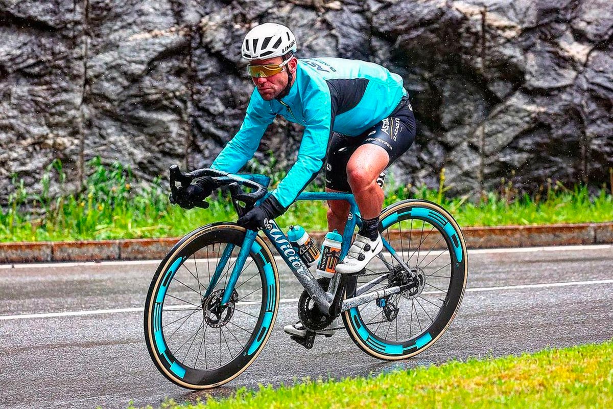 El ciclista británico Mark Cavendish anuncia su retirada tras 17 años como profesional