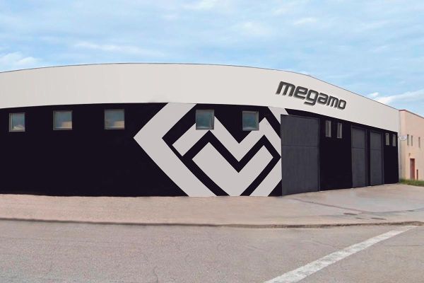 Megamo Bicycles resurge de las cenizas con la ampliación de sus naves quemadas y la puesta en marcha de nuevas tecnologías
