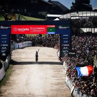 Los mejores momentos de la carrera de XCO (Élite) de la Copa del Mundo de Les Gets 2023