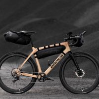 Ornus, una bicicleta de gravel con cuadro de madera de fresno que rompe con los convencionalismos