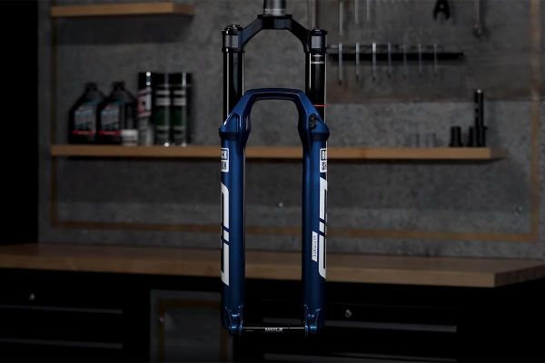 La gama de horquillas y amortiguadores RockShox SID de 2024, al detalle