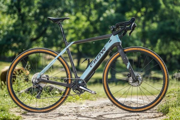 Crow Bicycles celebra su primer aniversario estrenando una herramienta de personalización y descuentos exclusivos