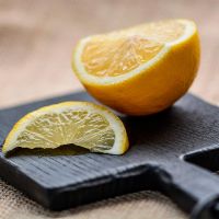 Dos recetas caseras para preparar bebida isotónica (de limón y de sandía)