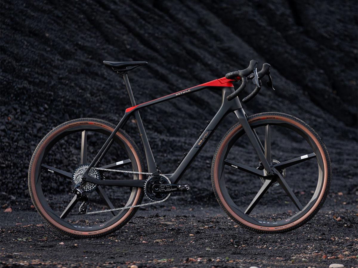Rotwild R.R275 X, una bicicleta eléctrica de gravel con un diseño (y tecnologías) venidos del futuro