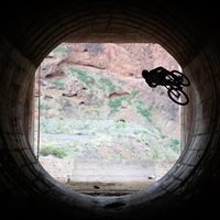 Sam Pilgrim se estrena como embajador de Canyon haciendo lo que mejor sabe: rodar al límite