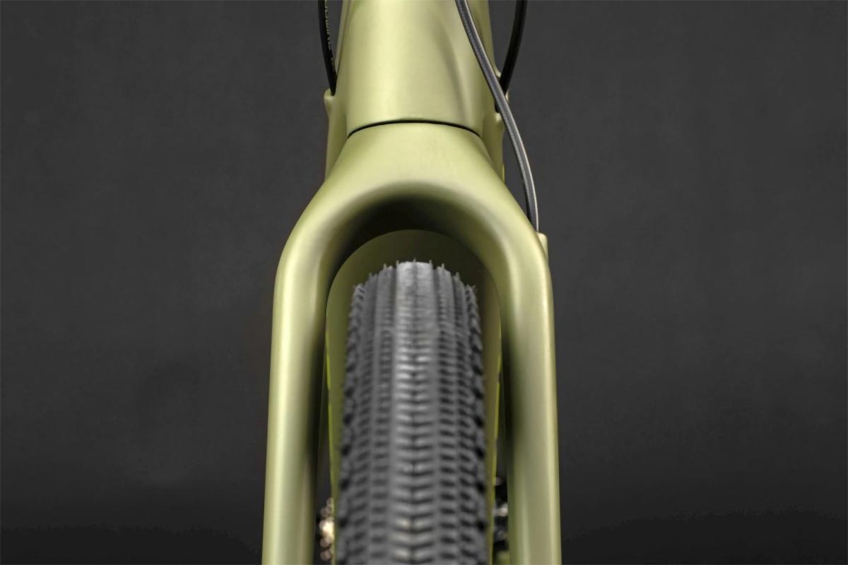 Santa Cruz Skitch, una polivalente bici eléctrica de concepto ultraligero con dos versiones: gravel o urbana