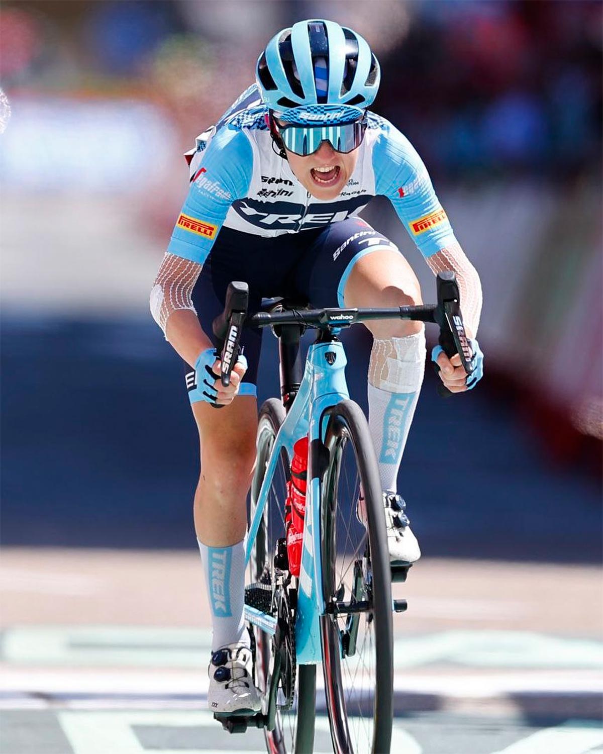 La Vuelta Femenina 2023: Gaia Realini gana la sexta etapa y Annemiek van Vleuten se viste de líder