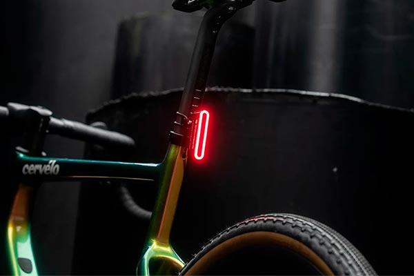 Supernova TL3 Pro, una luz trasera con luz de freno y de emergencia para bicis eléctricas