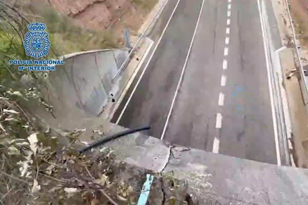 400 litros de aceite sobre el pelotón de La Vuelta a España 2023, una trampa macabra afortunadamente desarticulada