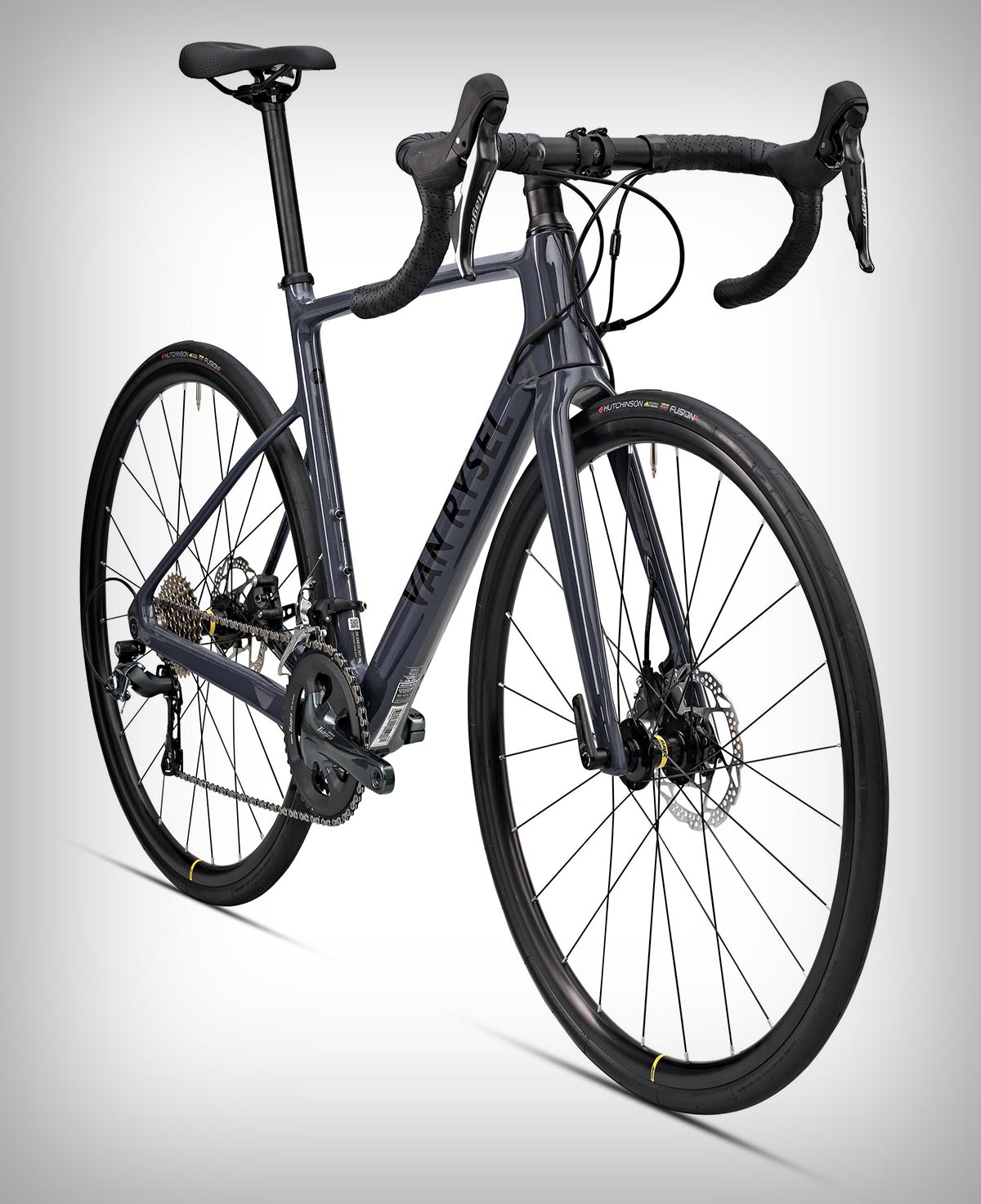 Van Rysel NCR CF Tiagra, una bici de carretera con cuadro de carbono y frenos hidráulicos con un precio sin competencia