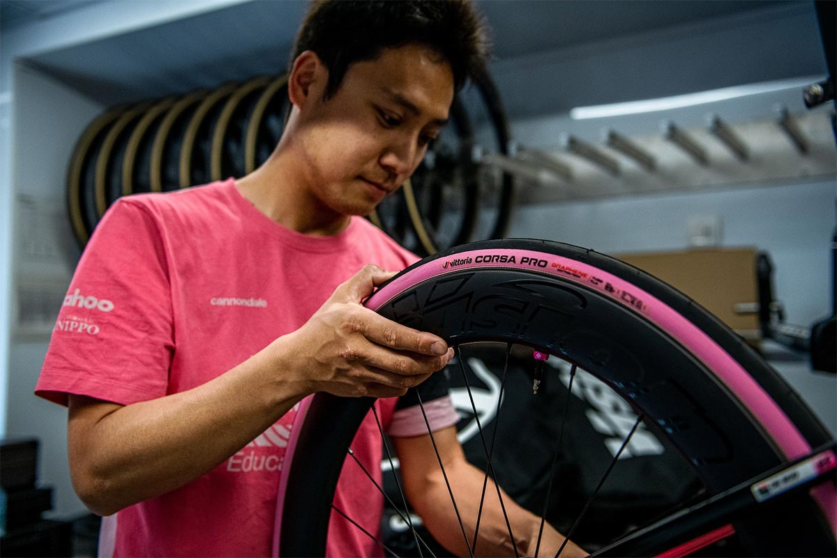 Vittoria Corsa PRO Pink, los neumáticos rosas de la marca en edición limitada del Giro de Italia