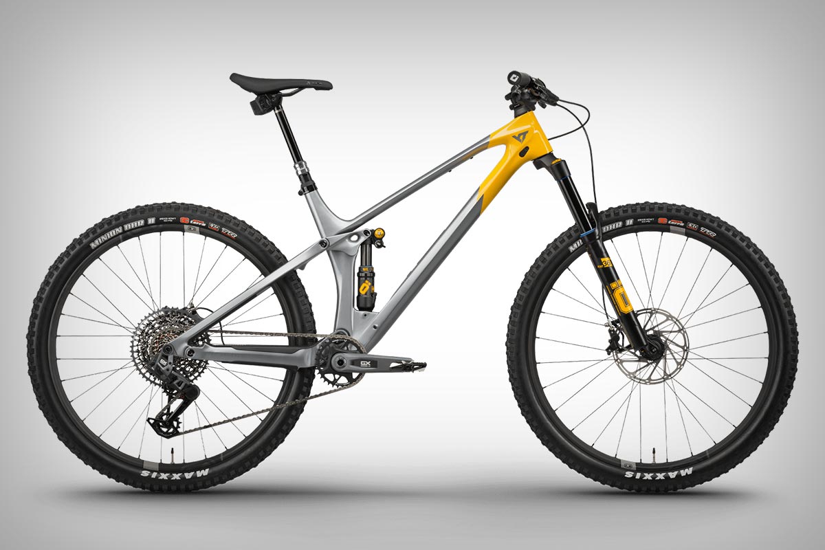 YT Industries presenta las Izzo, Capra y Tues en edición Uncaged 11, con suspensiones Öhlins y grupos SRAM