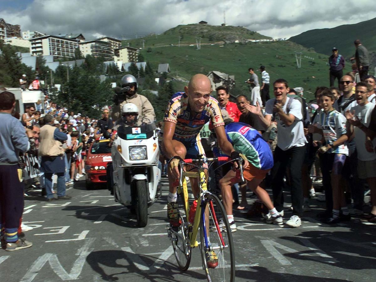 Tal día como hoy hace 20 años murió Marco Pantani, uno de los mejores escaladores de todos los tiempos