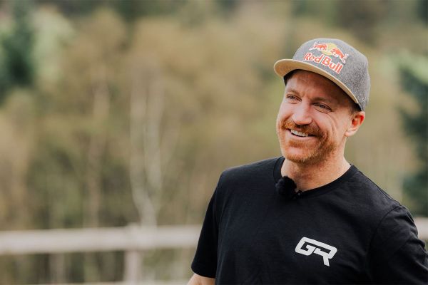 Aaron Gwin asume el rol de embajador de Descenso y comentarista de las UCI Mountain Bike World Series