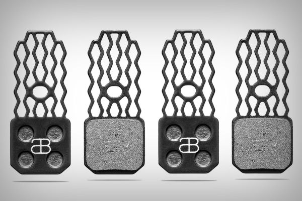 Las pastillas de freno GRAPHENpads de absoluteBLACK estrenan versión para frenos SRAM Code y Magura MT5 y MT7