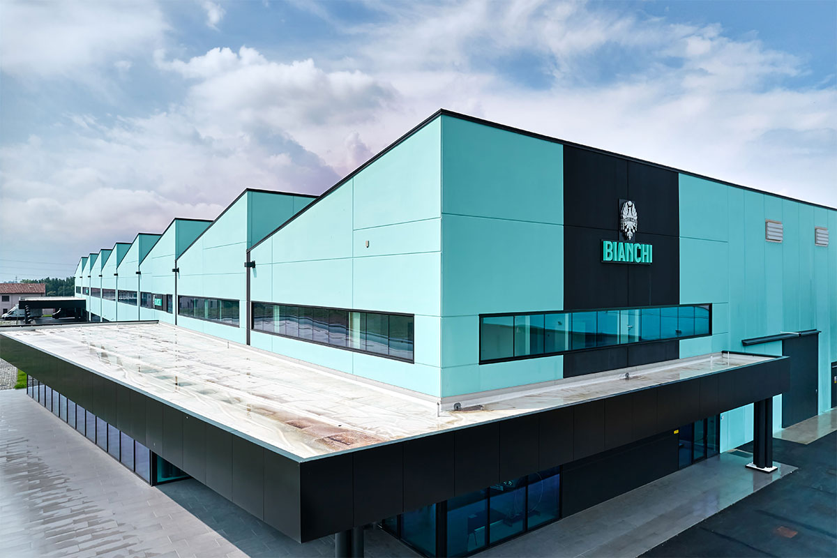 Bianchi inaugura una avanzada fábrica en Treviglio y abre un nuevo capítulo en la historia de la marca