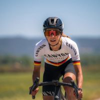 Canyon Bicycles presenta su primera gama de cascos de ciclismo en colaboración con HighBar