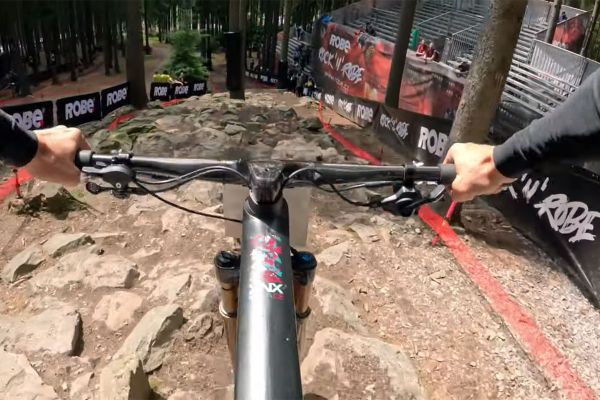 Copa del Mundo de XCO 2024: el circuito de Nové Mesto desde la bicicleta de Carlos Coloma
