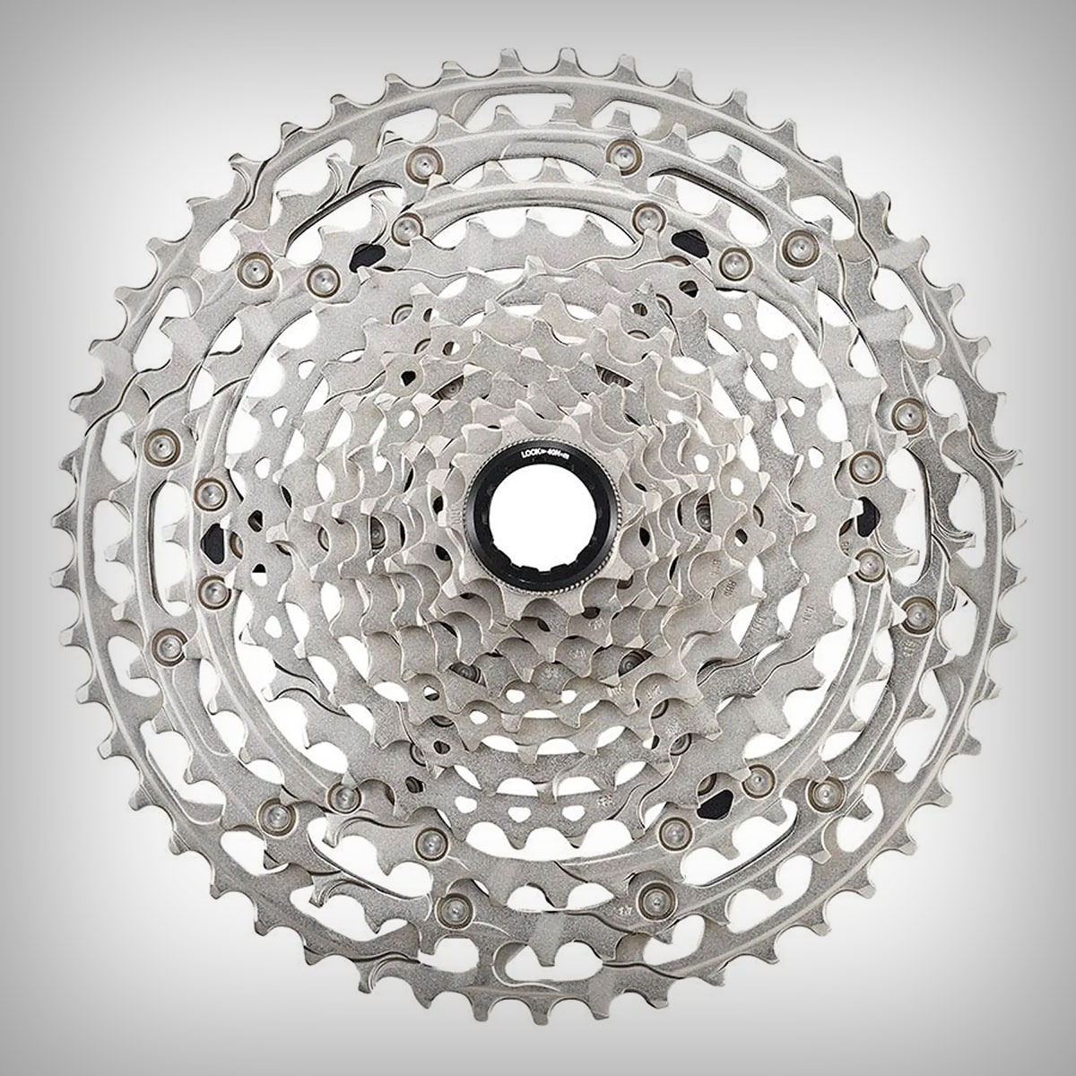 Cazando ofertas: el cassette Shimano Deore M6100 de 12 velocidades con desarrollo 10-51T, a mitad de precio en Amazon