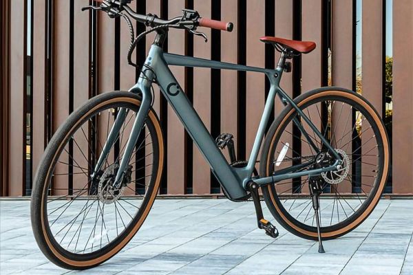Cecotec amplía su gama de bicicletas eléctricas con la Sprint, una e-Bike urbana muy económica con 70 km de autonomía