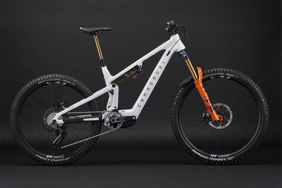 Commencal Meta Power SX 400: una agresiva e-MTB de Enduro con motor Bosch Performance Line SX