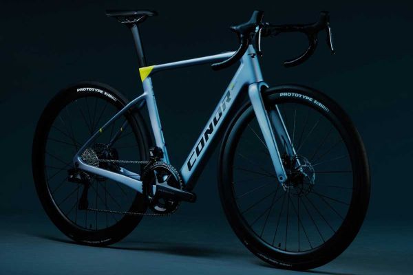 Conor se estrena en el segmento de las bicis eléctricas de carretera con la espectacular E-Volcano