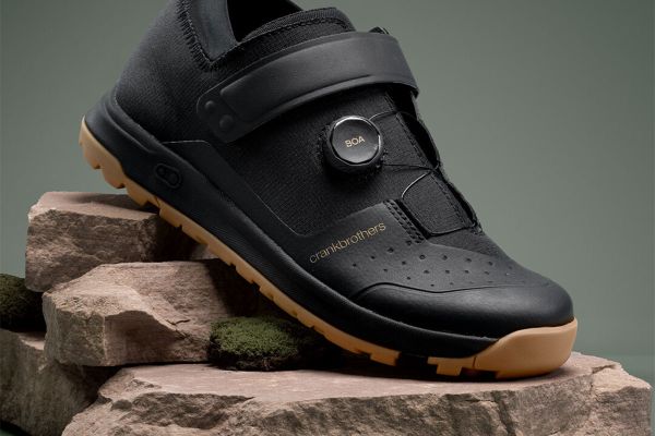 Crankbrothers presenta las zapatillas Mallet Trail Boa y Stamp Trail Boa, probadas en competición y ahora con cierre BOA Li2