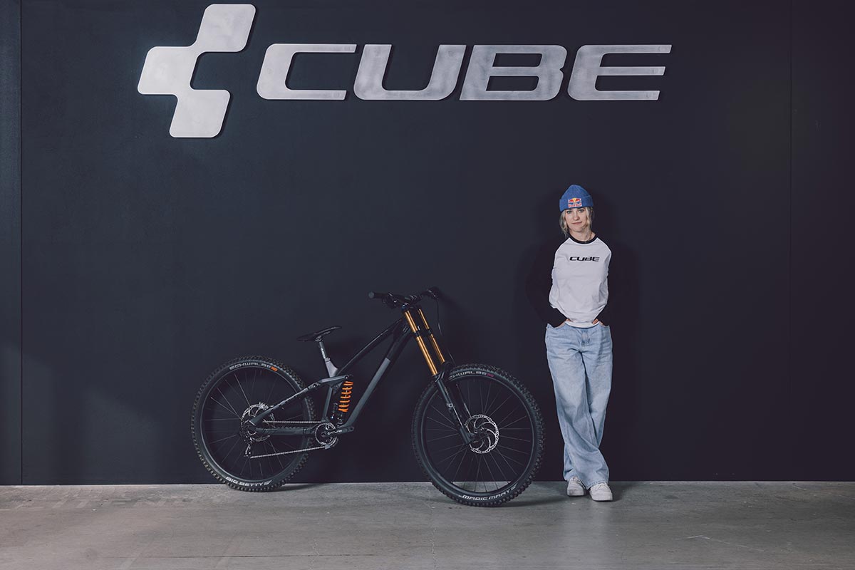 Jess Blewitt se une al Cube Factory Racing Team