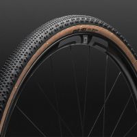ENVE presenta el neumático HEX para gravel con una banda de rodadura innovadora de alto rendimiento