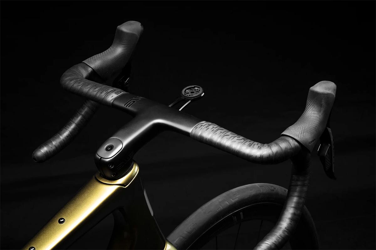 ENVE presenta el SES AR One-Piece, su primer manillar integrado para bicis de carretera y gravel