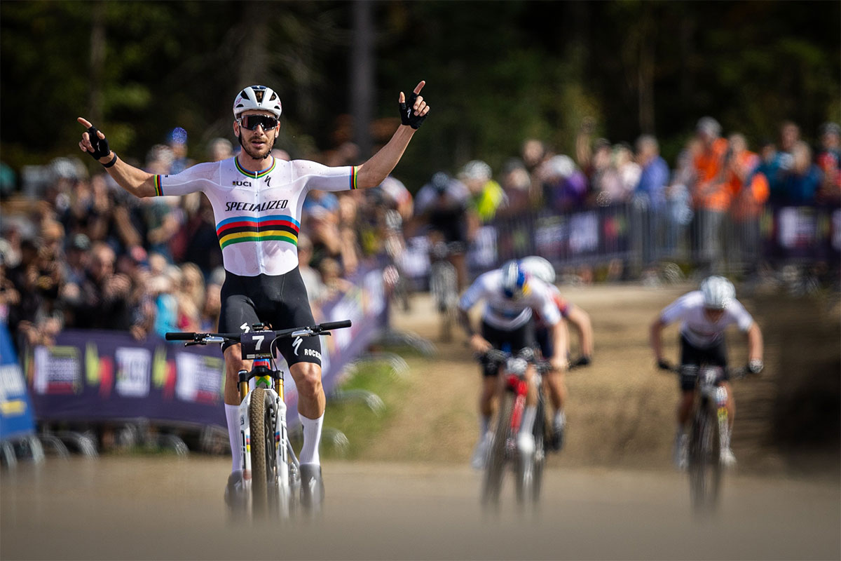 Victor Koretzky y Sina Frei se llevan la victoria en el Short Track de la Copa del Mundo de Lake Placid