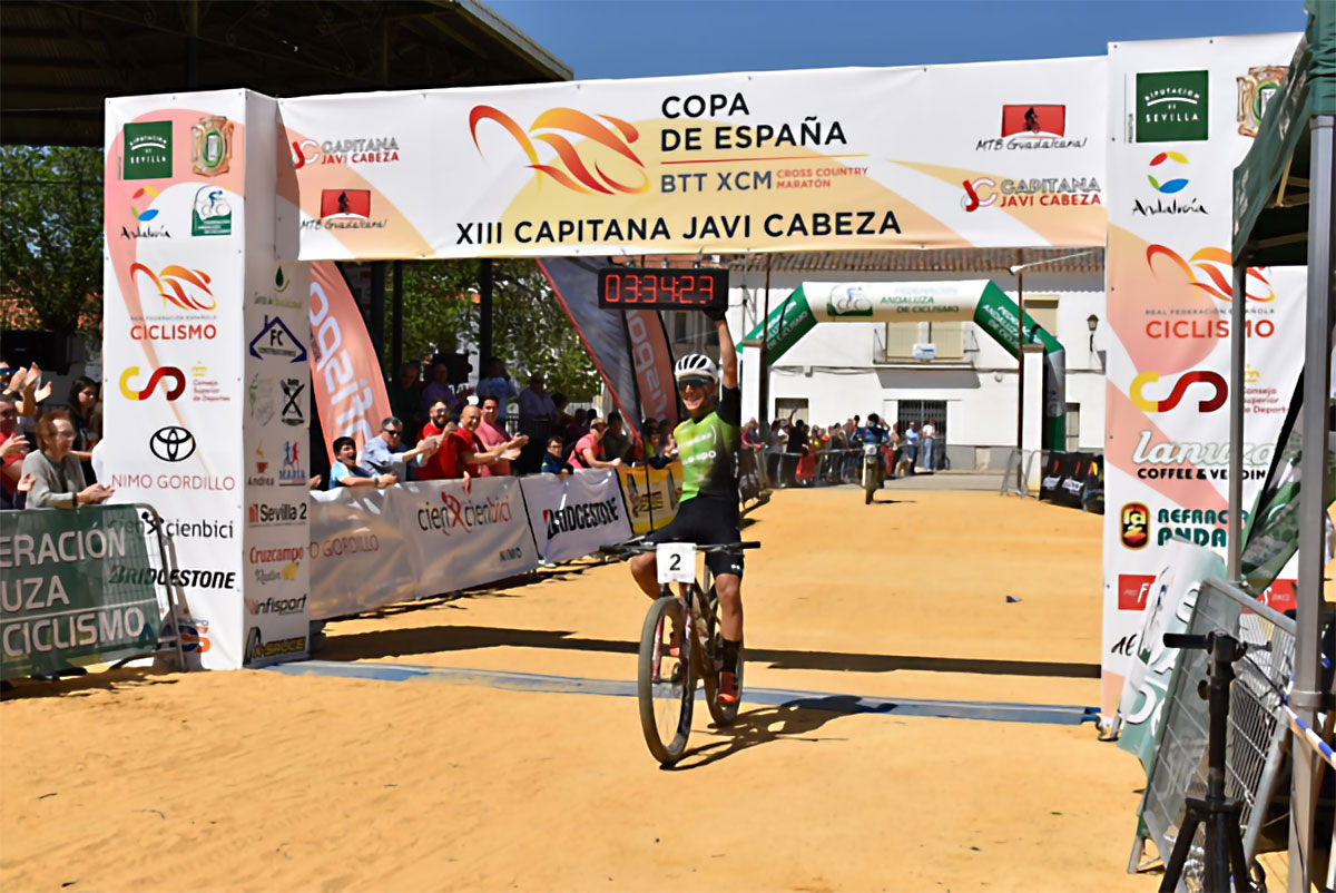 Manu Cordero y Pilar Fernández ganan en la Maratón Capitana Javi Cabeza y pasan a liderar la Copa de España de XCM 2024