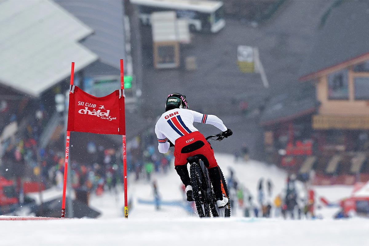 Los mejores momentos del primer Campeonato del Mundo UCI de Snow Bike
