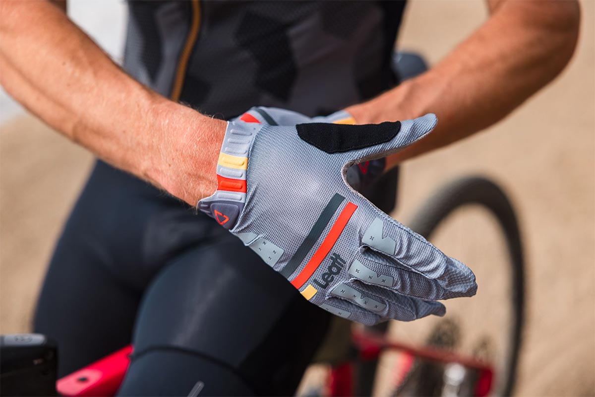 Leatt presenta la colección Endurance, una gama de ropa técnica y cascos para ciclistas de XC y gravel