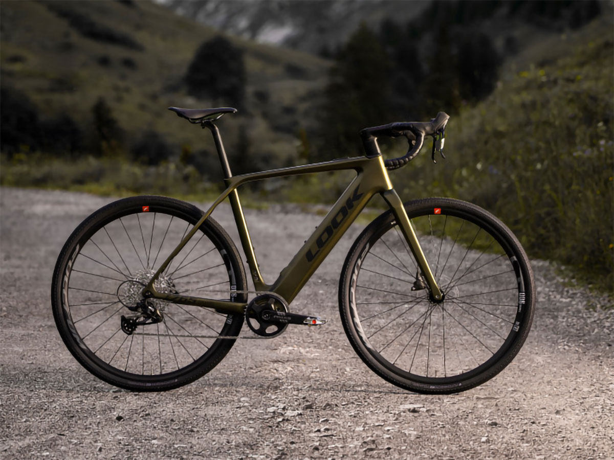 LOOK presenta la gama E-765: dos bicicletas eléctricas ligeras y potentes para carretera y gravel