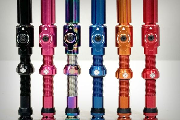 Muc-Off reinventa las válvulas tubeless con el lanzamiento de las Big Core, con llave de paso en lugar de núcleo roscado