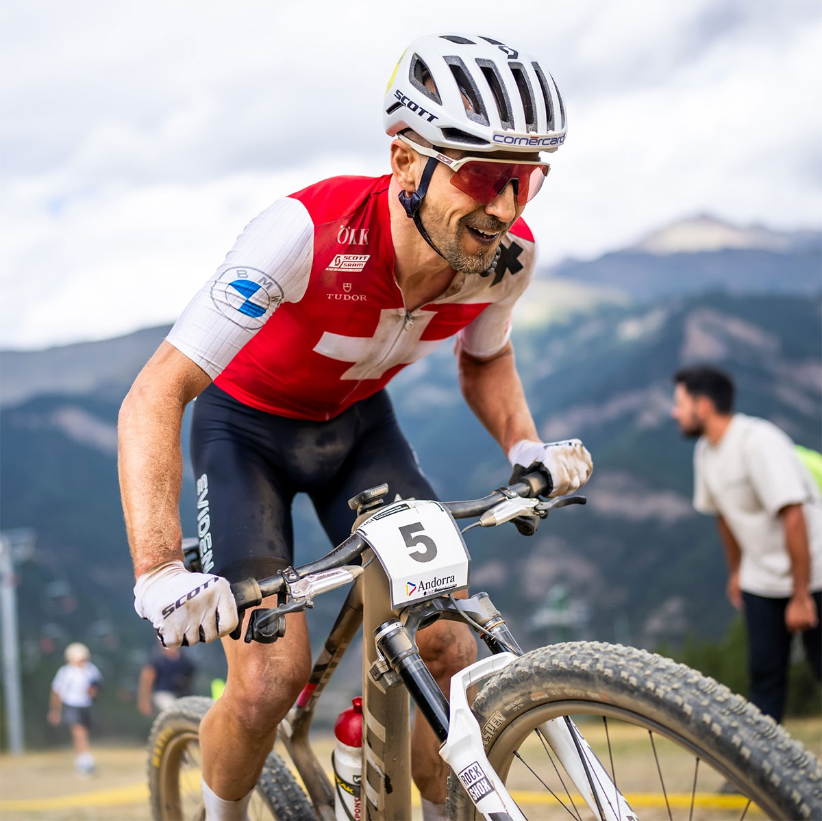 Nino Schurter, 13º en el Mundial de Andorra: "He estado esperando que las buenas sensaciones volvieran sin darme el descanso adecuado"