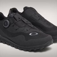 Oakley Koya RC Boa Clipless, unas zapatillas de MTB polivalentes que ofrecen tracción encima y fuera de la bici
