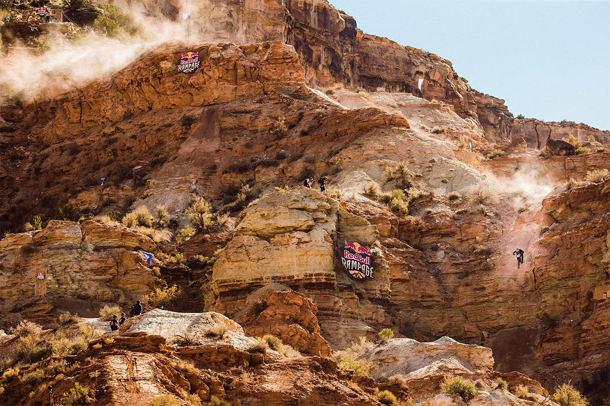 Estas son las 8 mujeres que participarán por primera vez en la historia en el Red Bull Rampage 2024