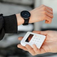 Polar se alía con Fidesmo para presentar una gama de correas con chip NFC para pagos contactless