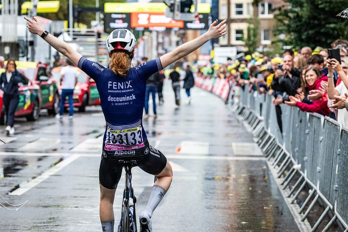 Puck Pieterse enseña los dientes en el Tour de Francia Femenino ganando la cuarta etapa y el segundo puesto en la general