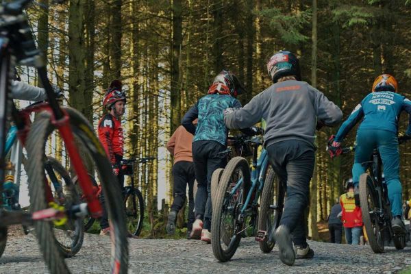 El Revolution Bike Park de Gales vuelve a abrir sus puertas después de año y medio cerrado