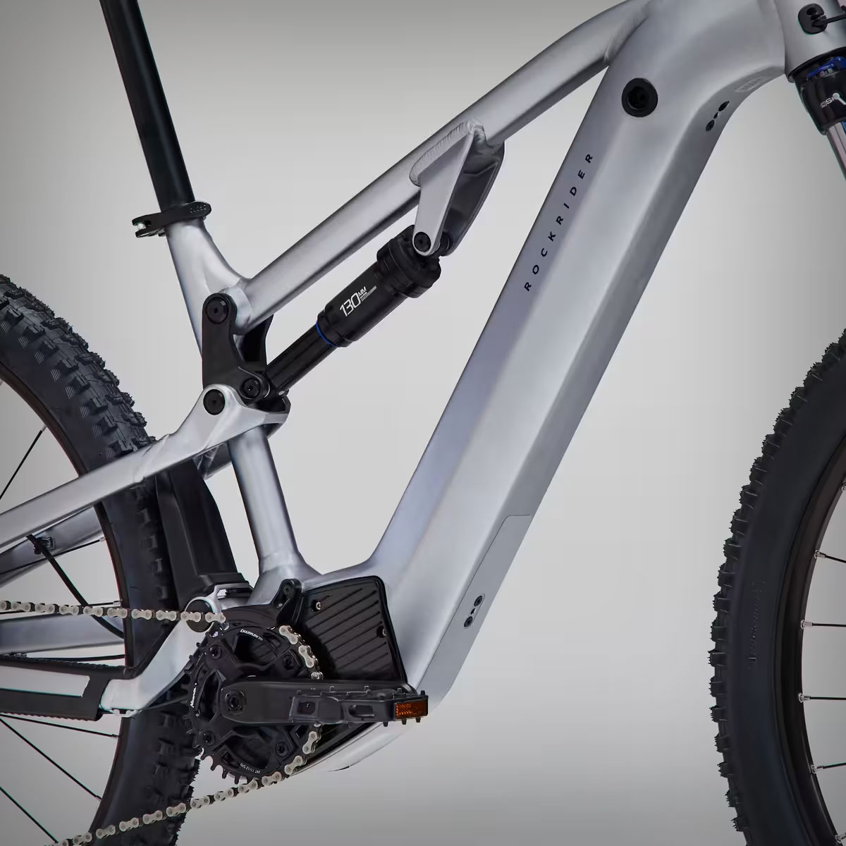 Bajada de precio para la Rockrider E-EXPL 500 S, una e-MTB de doble suspensión y 80 km de autonomía por menos de 2.000 euros