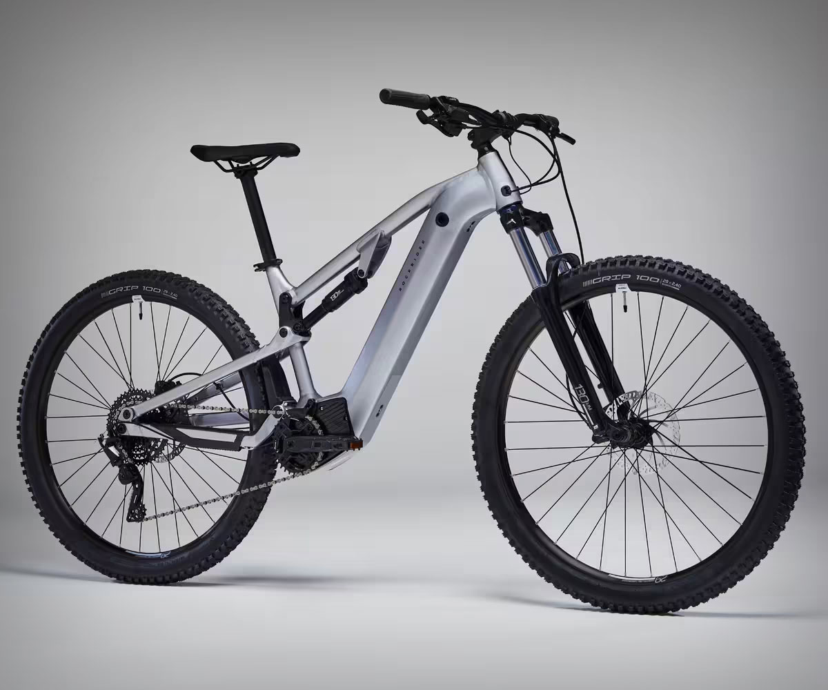 Bajada de precio para la Rockrider E-EXPL 500 S, una e-MTB de doble suspensión y 80 km de autonomía por menos de 2.000 euros